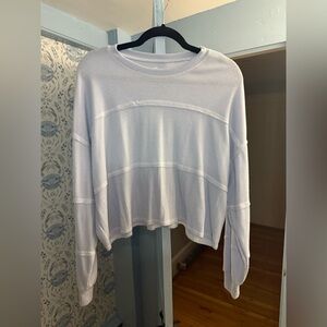 ⭐️SALE ⭐️ Hollister light purple Cropped shirt